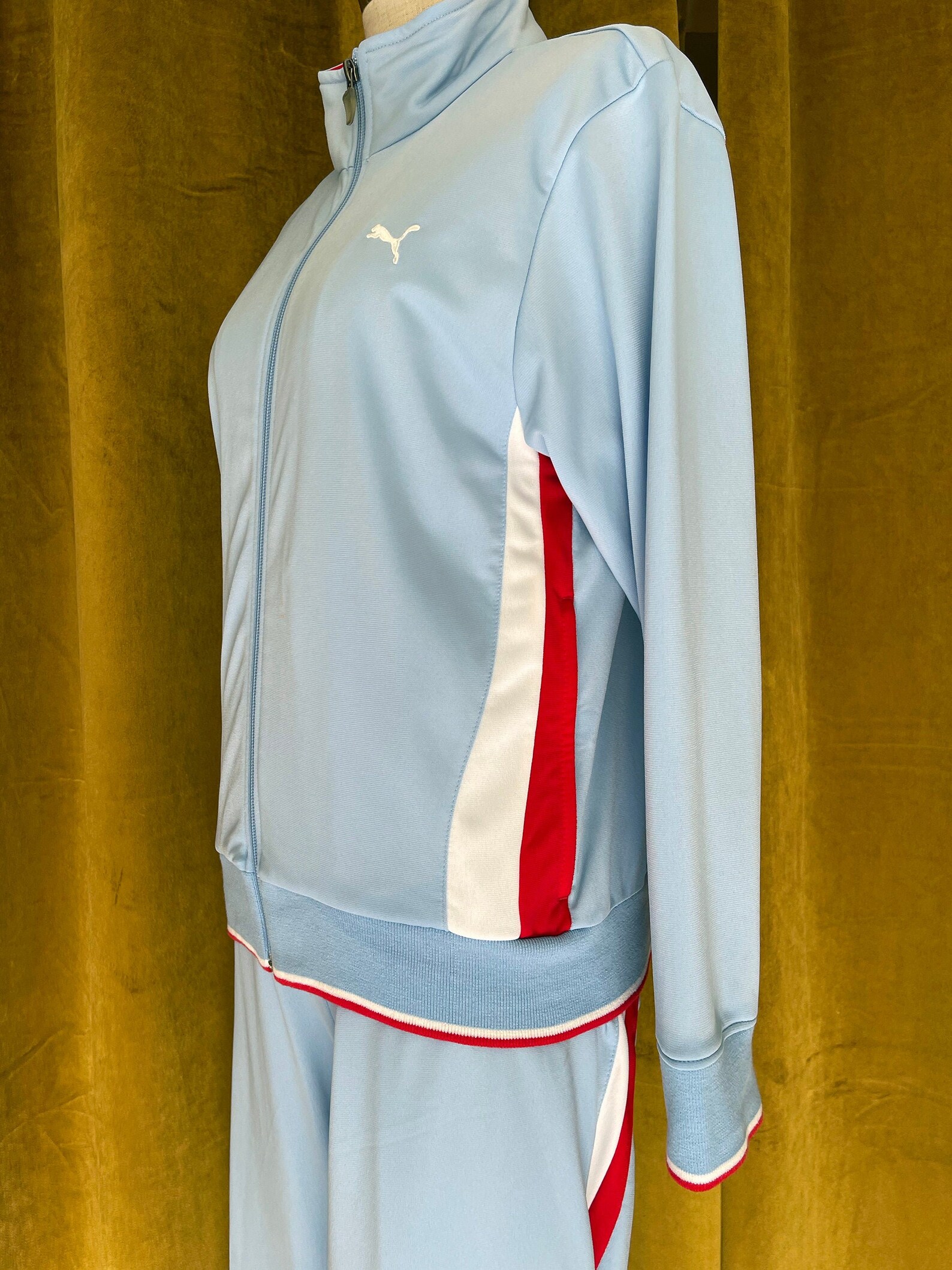 womens puma track suit