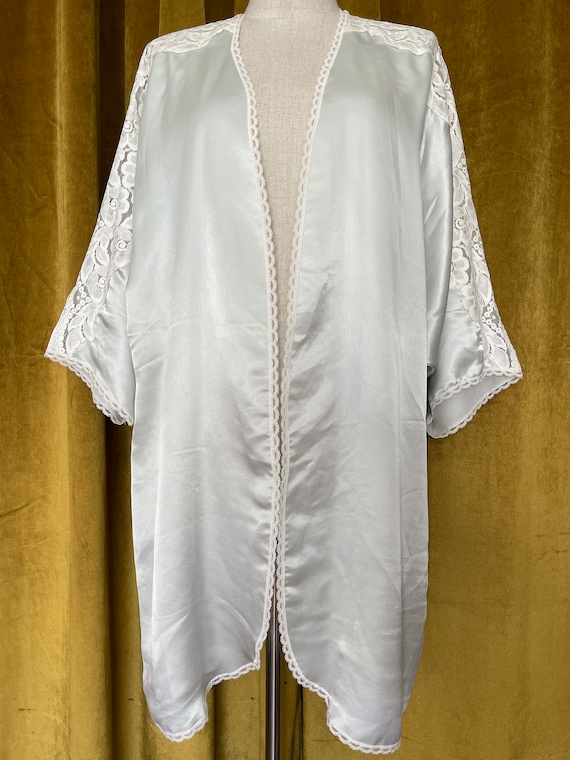 Vintage satin kimono robe with lace trim-pastel b… - image 3