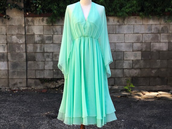Victoria Royal Vintage Seafoam Green Silk Chiffon
