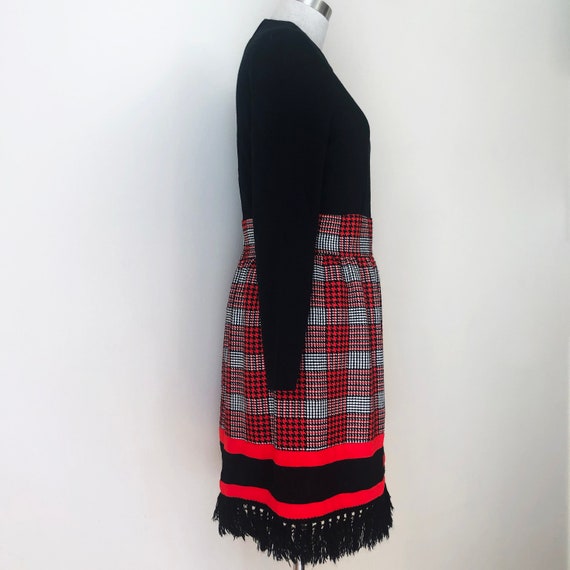 Vintage Mod Red & Black Plaid Fringe Dress - image 7