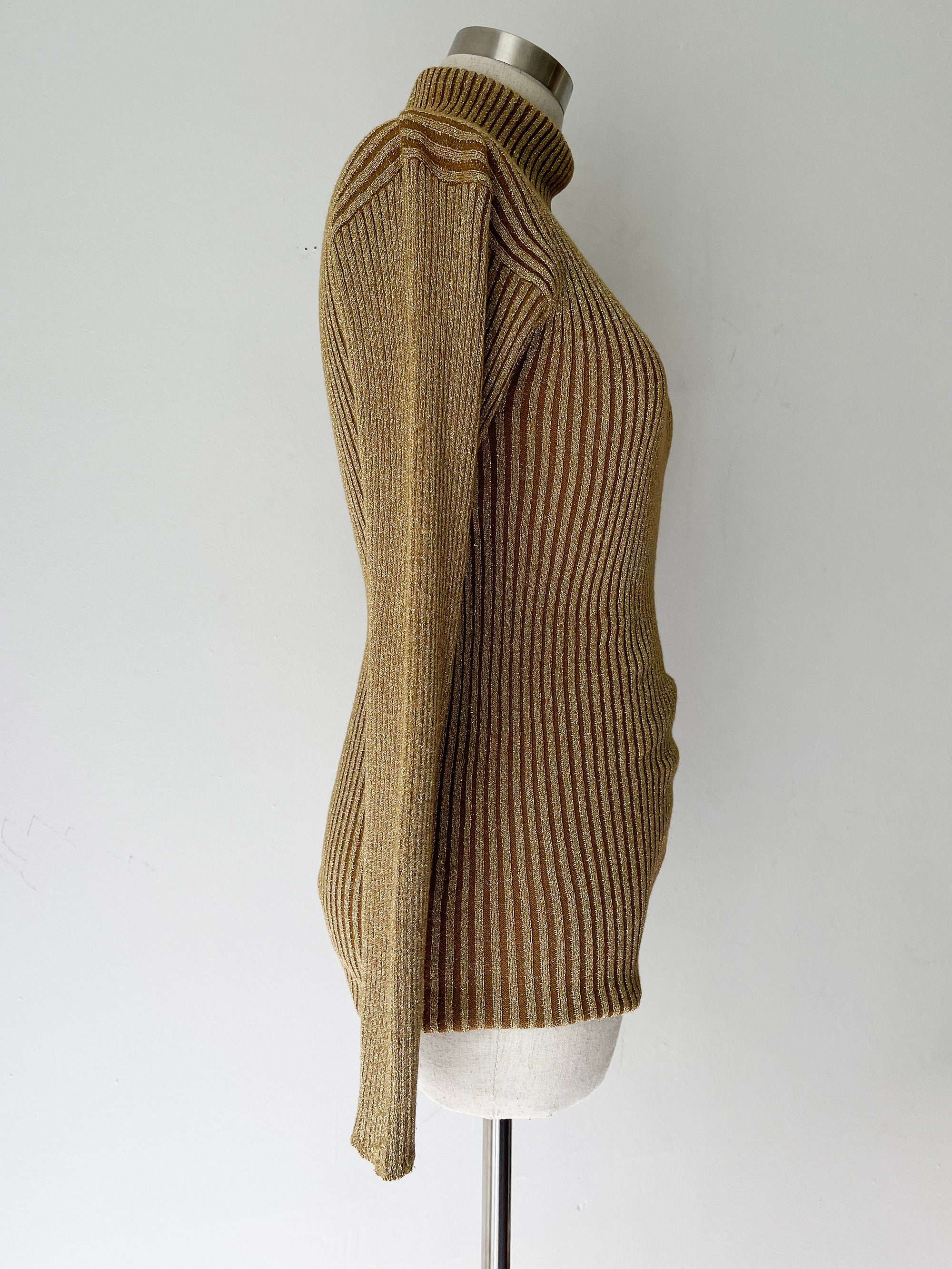 net wale frock suit