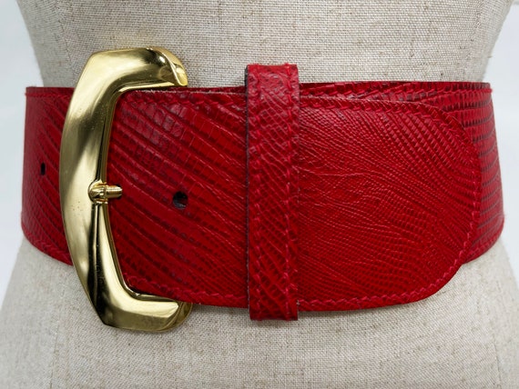 Vintage Red Lizard Leather Statement Belt Gold Bu… - image 2