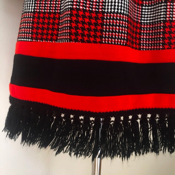 Vintage Mod Red & Black Plaid Fringe Dress - image 5