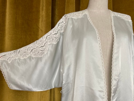 Vintage satin kimono robe with lace trim-pastel b… - image 1