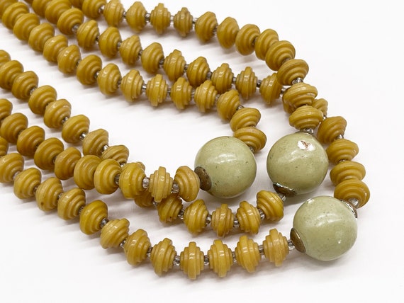 Vintage 3-strand Wooden Bead Necklace // Retro Mi… - image 8