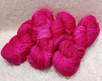 Malabrigo, "Worsted", Fucsia, Merino wool yarn, for knitting, crochet, weaving, crafts. Kettle dyed, Single Ply, kettle dyed Yarn