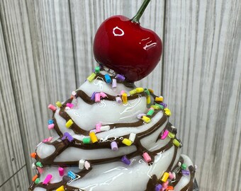 Sweet Treats Ice Cream Drizzle FITS ONLY 20oz  Straight Skinny Tumblers