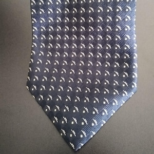 Vintage Donna Karan Tie 58&quot; X 3 3/4&quot;