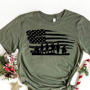 Amerikanische Flagge Soldaten, Patriotisches Shirt, Veteran Shirt, Veteran Geschenk, Geschenk für Veteranen, Patriotische Geschenke, American Soldier Shirt