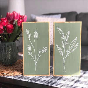 Botanicals Mini Wooden Sign | Set of 2 or Individual Wood Signs | Handpainted Decor for Tabletop | Decor for Plant Lovers | Botanical Prints