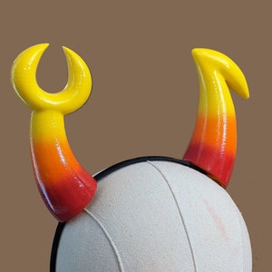 3D-printed Homestuck horns Vriska/Aranea