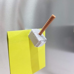 Magnete da frigorifero con martello di Thor / Mjolnir / Ragnarok / stampato in 3D