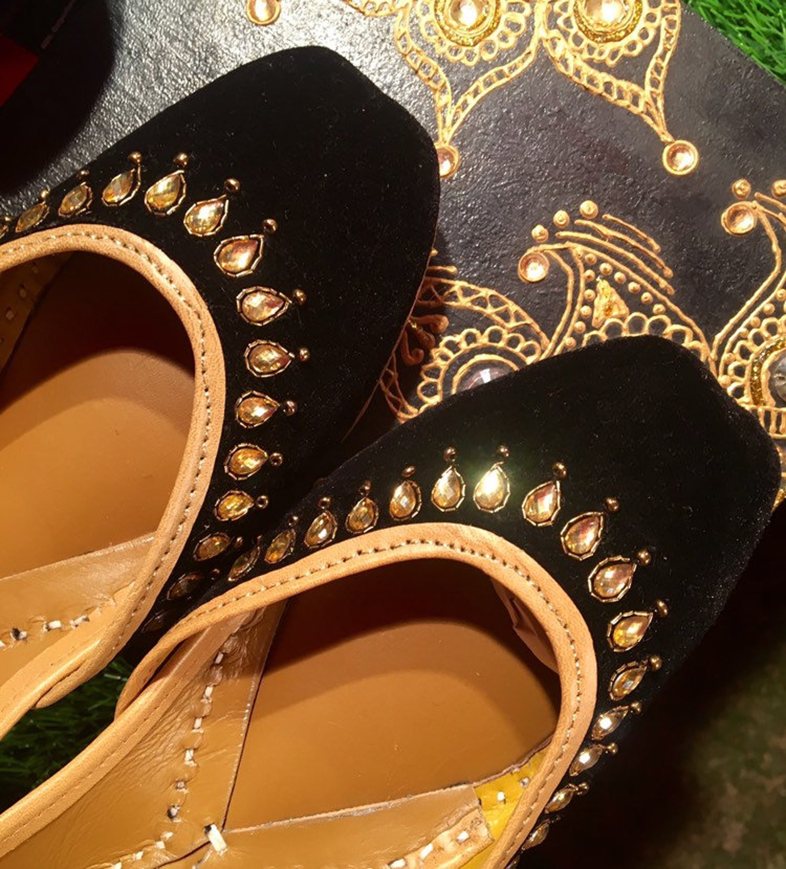 black kundan embroidered velvet jutti |mojari | ballet flats