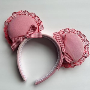 Picnic Coquette Lace Minnie Ears