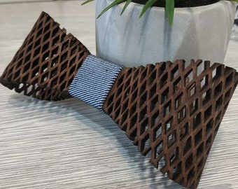 Nœud papillon en bois fait à la main, taille adulte, enfant et bébé, sangle élastique réglable, chêne blanc, cadeau homme personnalisé! choisir le texte gravé, le ruban