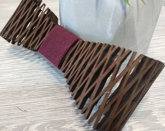 Nœud papillon en bois fait à la main, taille adulte, enfant et bébé, sangle élastique réglable, chêne blanc, cadeau homme personnalisé! choisir le texte gravé, le ruban