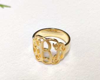 Monogram ring, gouden monogram ring, gepersonaliseerde initiële ring, naam initiële ring, aangepaste initiële ring, monogram initiële ring, ring voor vrouwen
