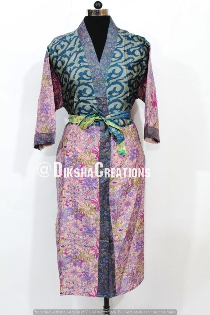 Old Pure Silk Sari Kimono Handmade Patchwork Long Kaftan Robe Womens Night Wear Robe Soft Sari Beach Kimono Bohemian Silk Sari Gown