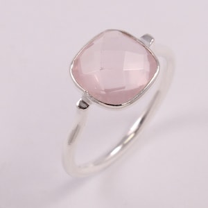 Rose Quartz Ring, Gorgeous Natural Rose Quartz Ring, Sterling Silver Ring, Pink Gemstone Ring, 925 Sterling Silver Ring, Gift Ring For Mom