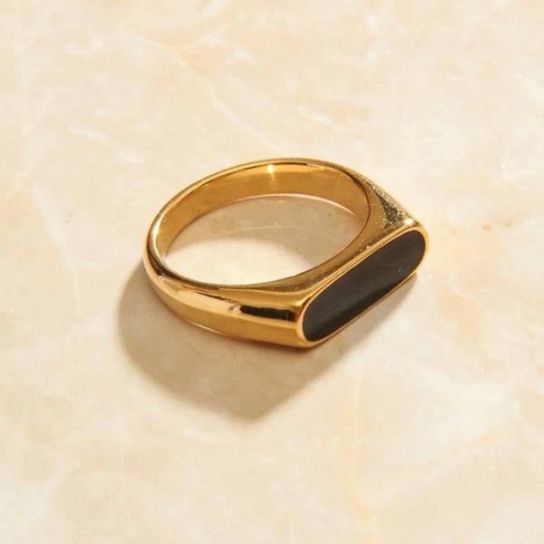 Gold Long Black Set Signet Ring