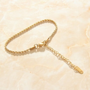 Gold Thin Rope Chain Link Bracelet
