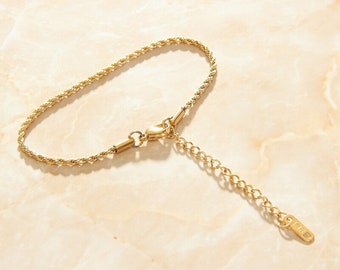 Gold Thin Rope Chain Link Bracelet