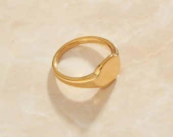 Gold Minimal Signet Ring