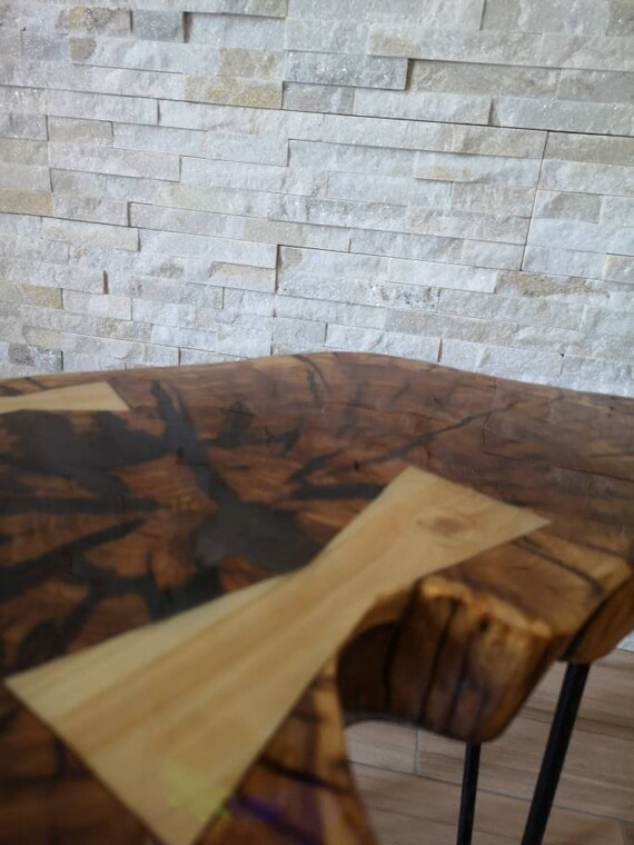 Tavolino Da Caffè In Legno Di Ulivo E Resina Epossidica Con Gambe In Ferro Da 40cm Tavolo Da Salotto Piccolo Tavolo