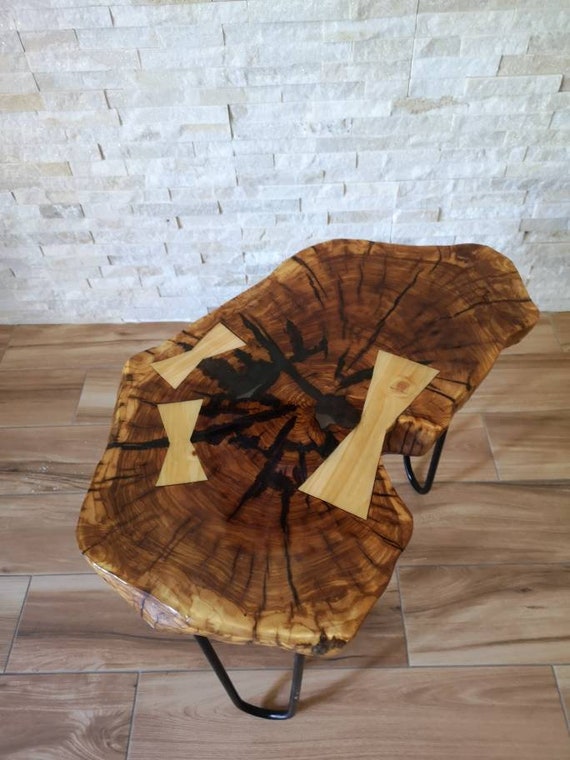 Tavolino Da Caffè In Legno Di Ulivo E Resina Epossidica Con Gambe In Ferro Da 40cm Tavolo Da Salotto Piccolo Tavolo