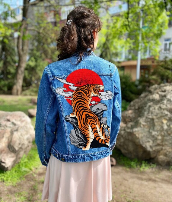 Handgeschilderd tijger jeansjasje Etsy Nederland Handgeschilderd tijger jeansjasje Etsy Nederland