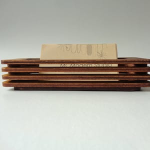 Porta biglietti da visita in legno, porta biglietti in legno, scrivania moderna di metà secolo, porta biglietti da visita retrò, regalo per gli amanti della metà del secolo, arredamento MCM,