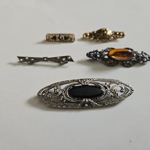 Vintage Brooch Lot