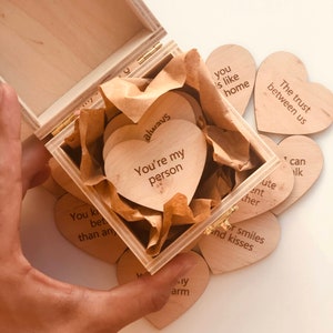 10 Gründe, warum ich dich liebe Holzbox und personalisierte Herzen Geburtstag, Jubiläum, Freund Freundin Frau Mann, Geschenk zum Valentinstag