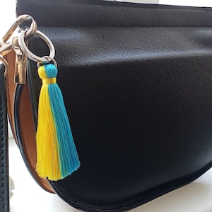 Ukrainian flag keychain, Stand With Ukraine, Ukraine keychain, Bag keychain, Save Ukraine, Slava Ukraini, Pray for Ukraine, Ukraine symbol