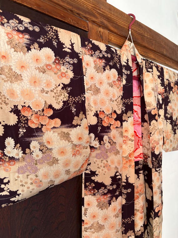 Japanese Robe Hooks 1940's Vintage Japanese HAORI Kimono Gown Robe Vintag… - Gem