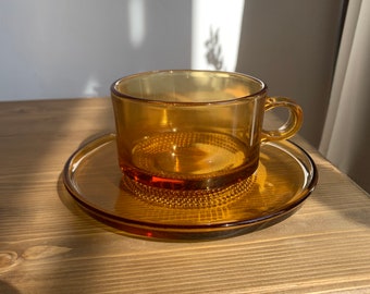 1960's vintage Japanese  cups and saucers efractory glass