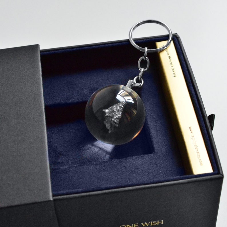 campo del cielo,
purse key finder,
fantasy key,
cute key caps,
meteorite ring men,
meteorite earrings,
meteorite pendant,
key fob,
Meteorite Key Chain,
Outer Space Gift,
key chain,
key holder,
key holder for wall,