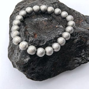 Meteorito de hierro, pulsera de meteorito para hombre y mujer, meteorito de 4.500 millones de años, pulsera de meteorito de nicho, joyería de meteorito, regalos navideños