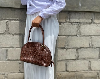 Handmade Woven Leather Crossbody Bag: Genuine Veg-Tan Leather