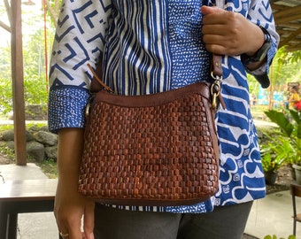 Handmade Woven Leather Crossbody Bag: Veg-Tan Shoulder Bag