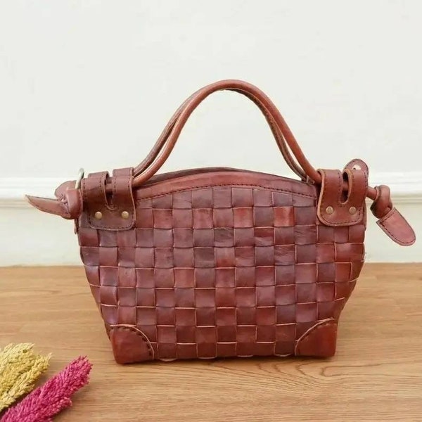 Handbag leather, genuine leather ladies woven crossbody shoulder, handmade bag, leather woven bag