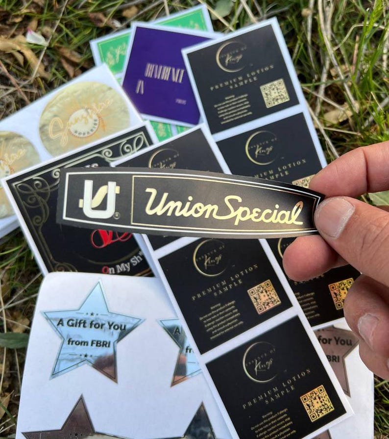 Gold Foil Stickers: Custom Reflective Waterproof Labels immagine 11