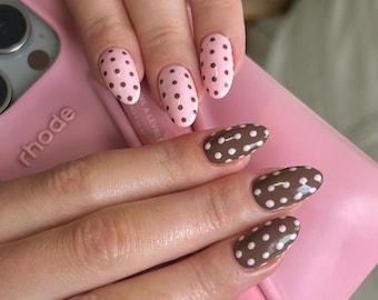 Unghie finte a pois / Unghie in gel rosa e marroni