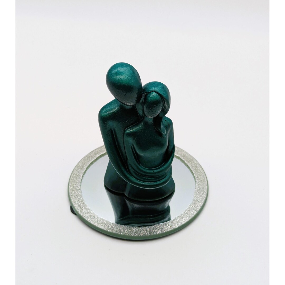 Hugging Couple Statuette in Matte Green Hand Crafted NEW - Etsy