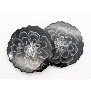 Large Glossy Black Coaster with White Floral Design and Silver Center NEW 2