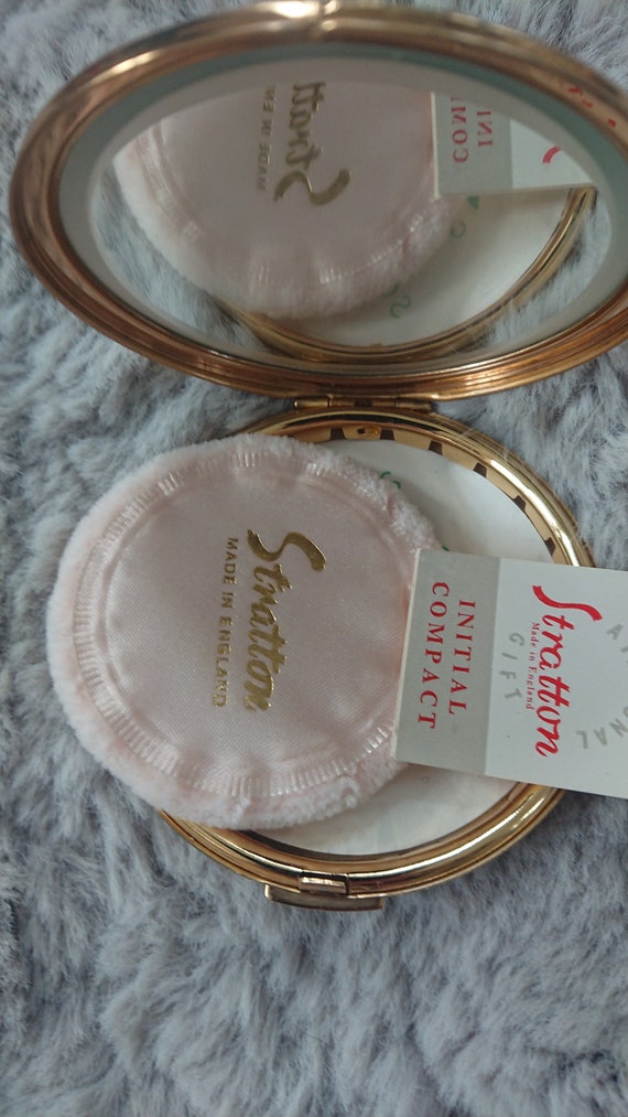 Gorgeous unused Stratton powder compact with J si… - image 5