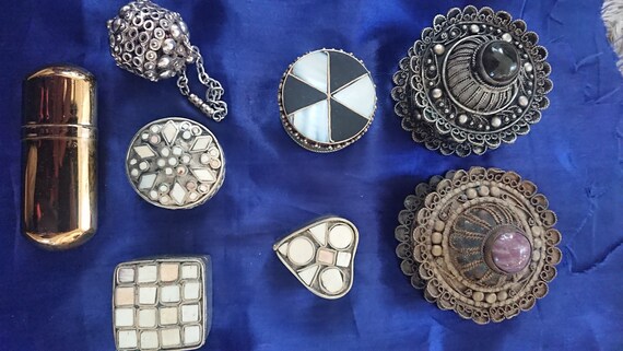 Six Arabic silver plate pill boxes - image 4