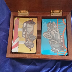 1970 sigillato inutilizzato due pacchetti di carte da gioco per auto in una scatola di legno