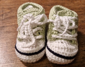 Baby Shoes Green Crochet