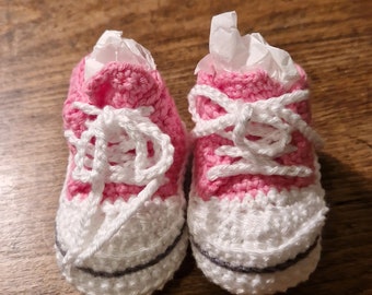 Baby Shoes Pink Crochet